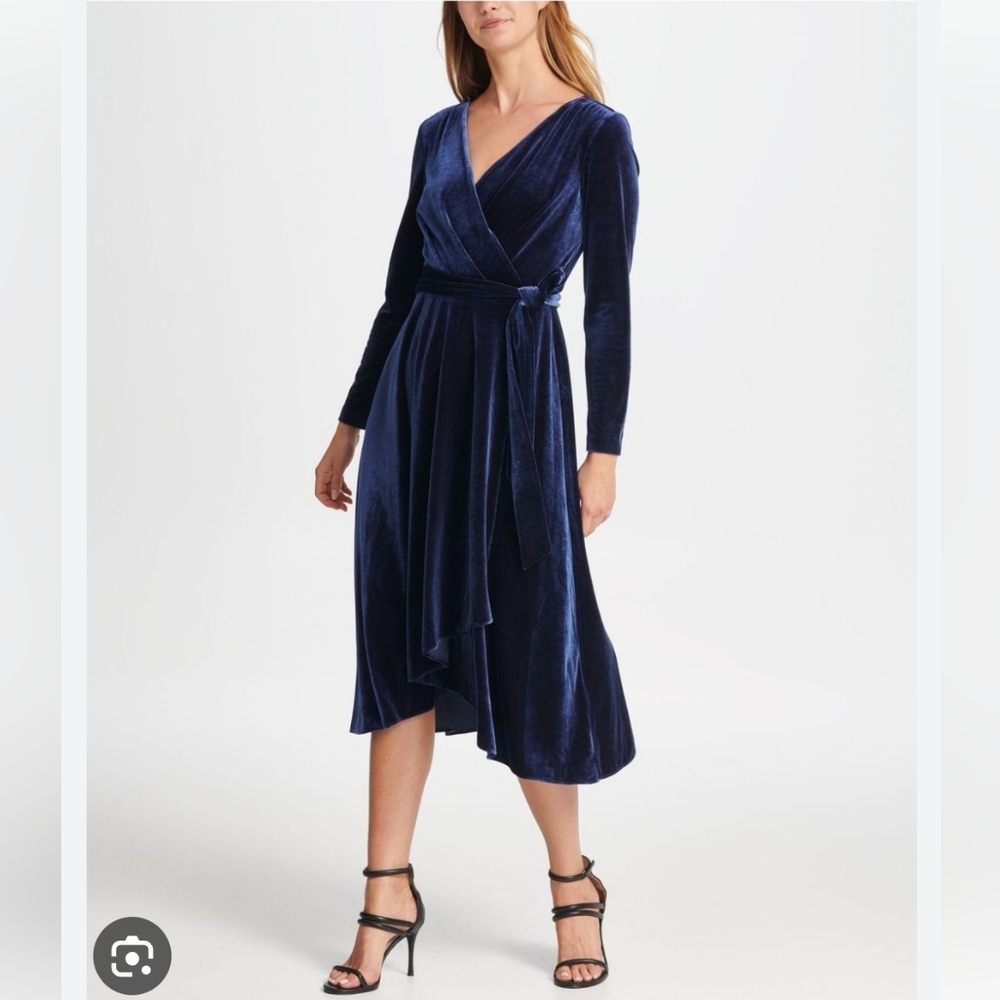 DKNY blue velvet dress with belt